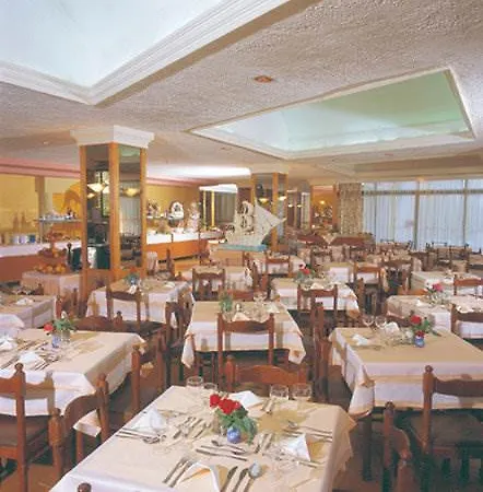מלון Evi